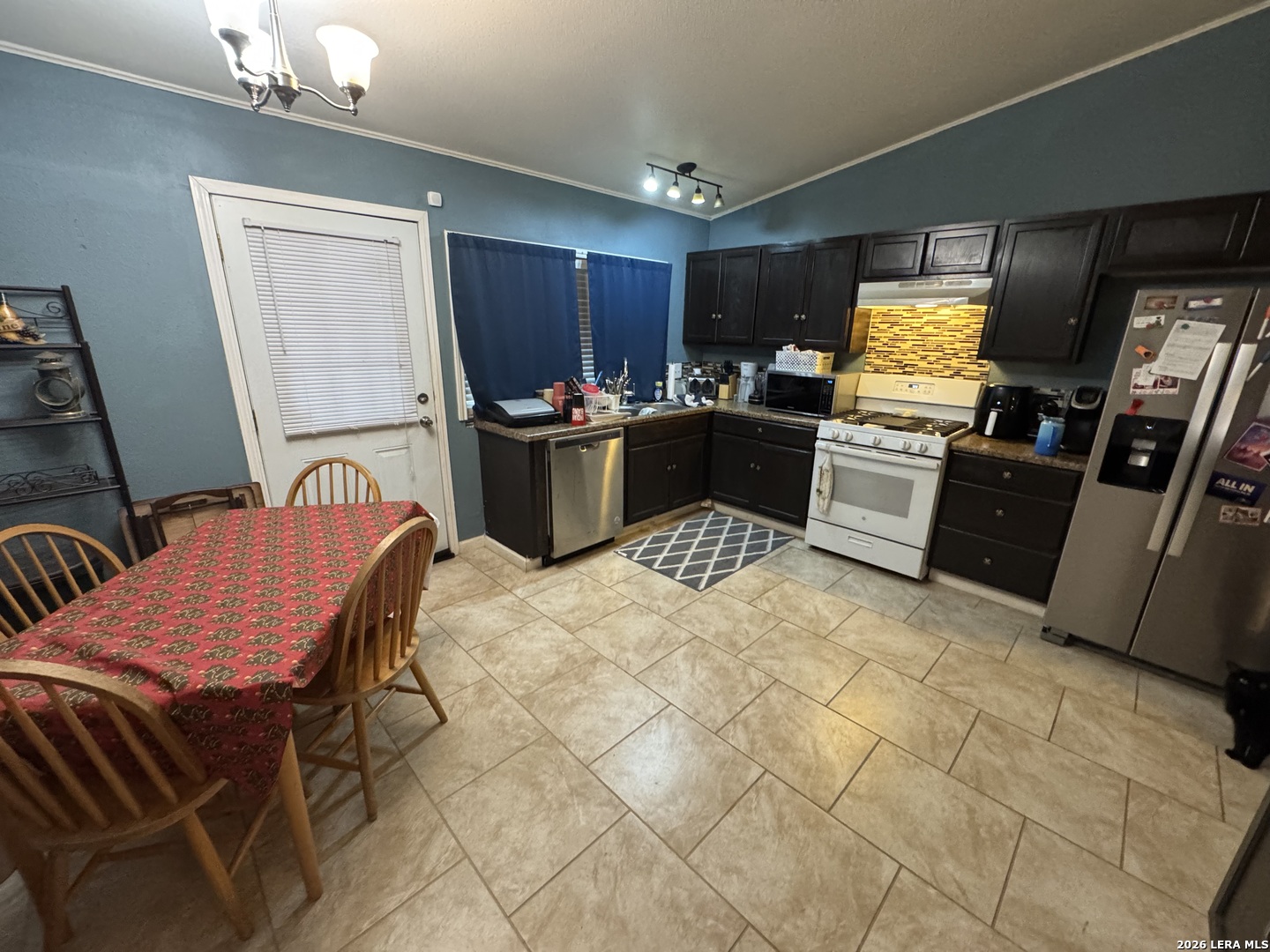 5903 Stoney Creek San Antonio TX 78242