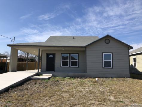 716 S Butler Street Karnes City TX 78118