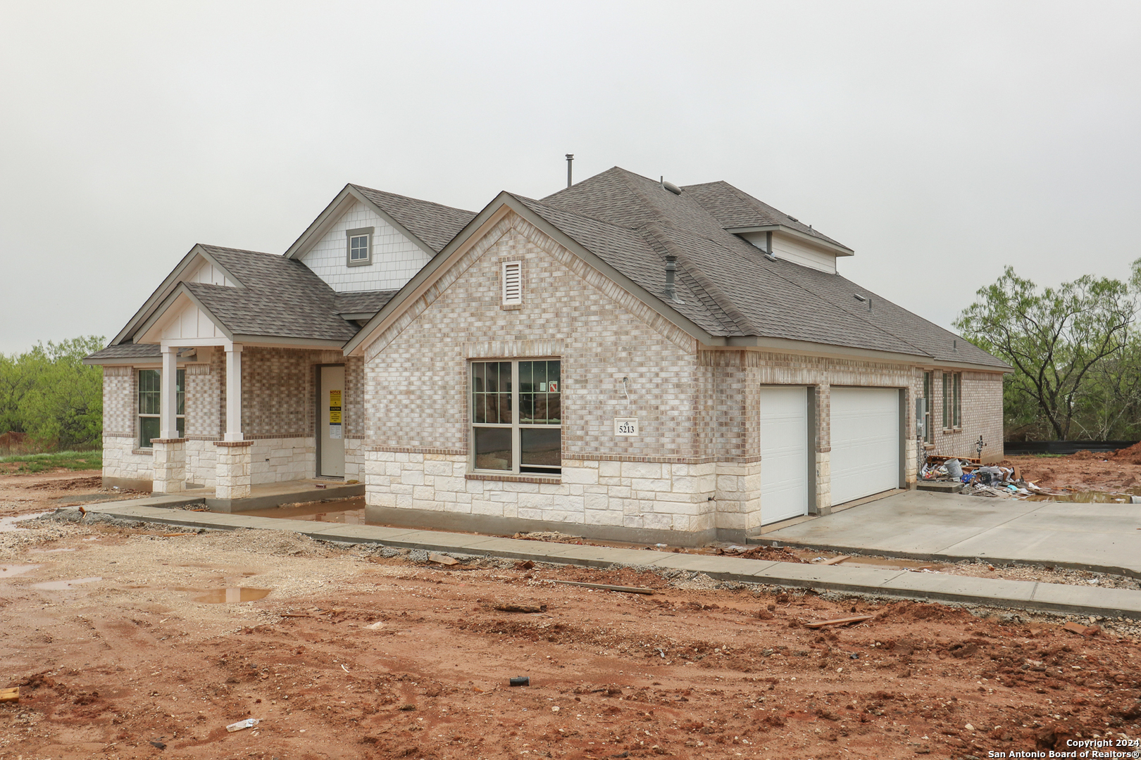 5213 Esates Oak Way San Antonio TX 78263