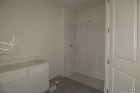 5213 Esates Oak Way San Antonio TX 78263