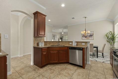 26111 Big Bluestem San Antonio TX 78261