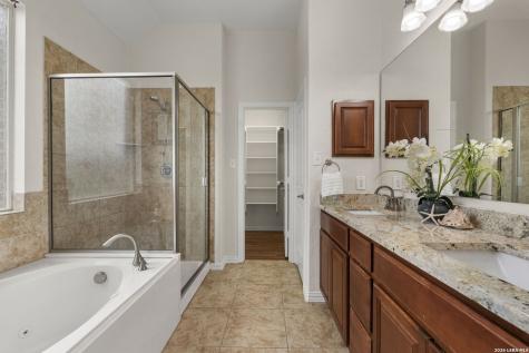 26111 Big Bluestem San Antonio TX 78261