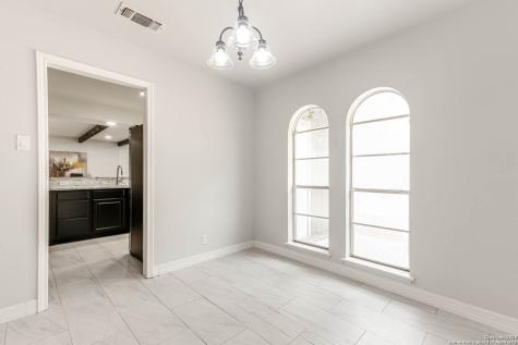6135 Royal Point San Antonio TX 78239