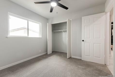 6135 Royal Point San Antonio TX 78239