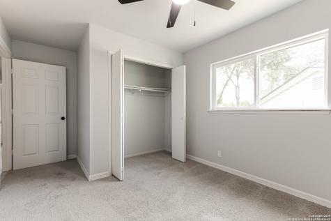 6135 Royal Point San Antonio TX 78239