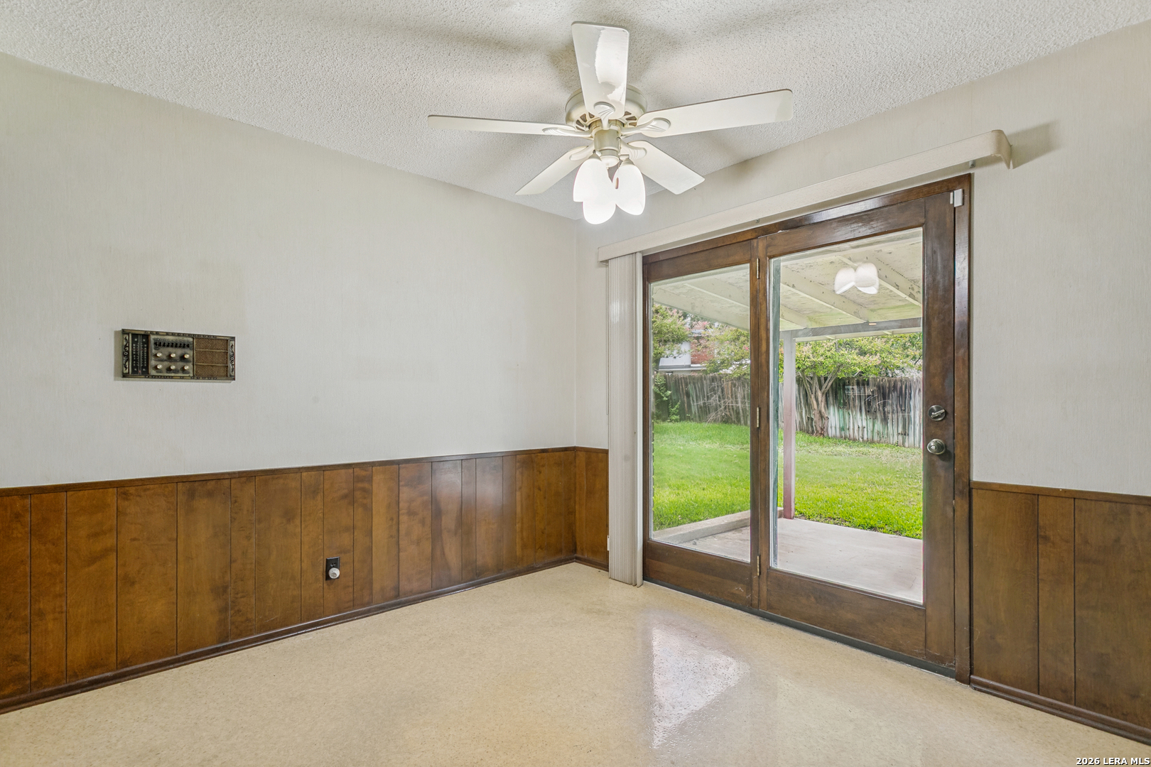 607 Amistad Boulevard Universal City TX 78148