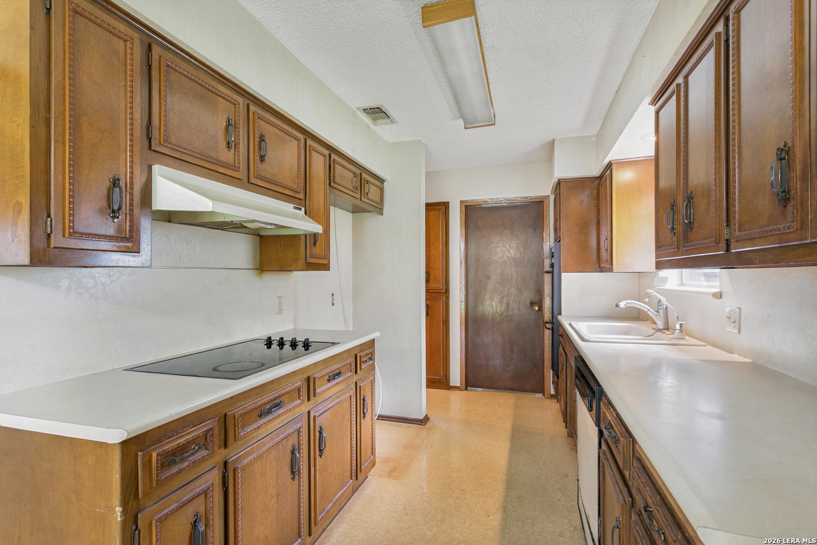 607 Amistad Boulevard Universal City TX 78148