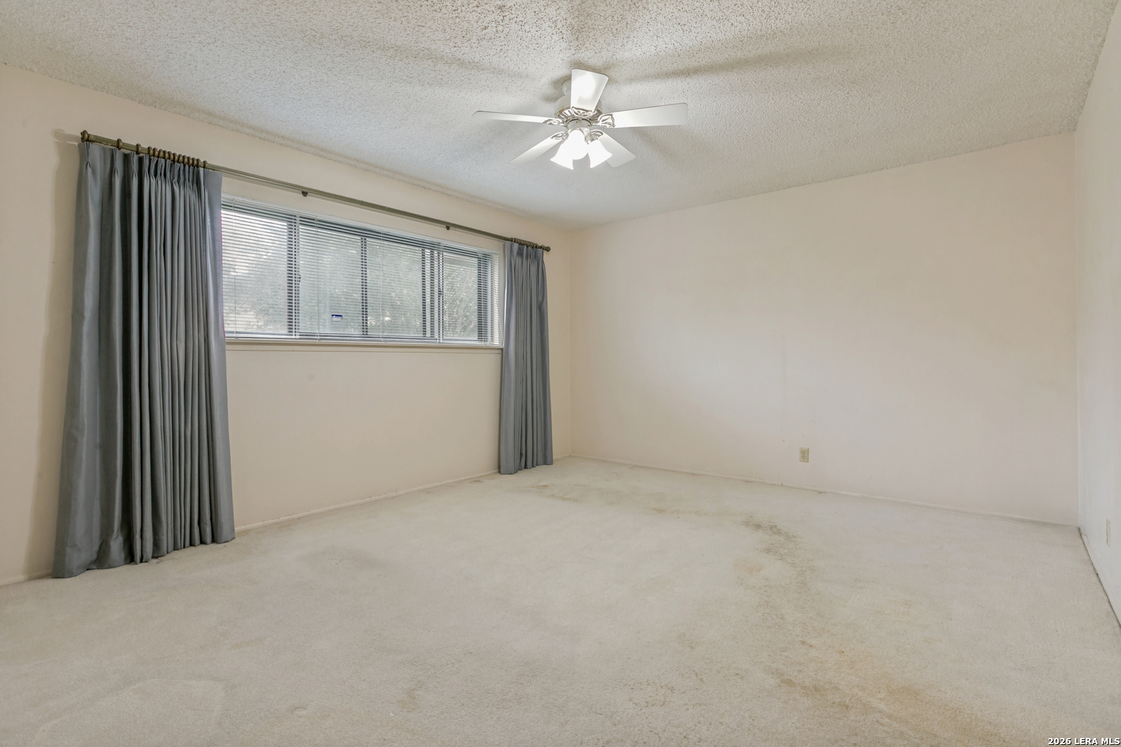 607 Amistad Boulevard Universal City TX 78148