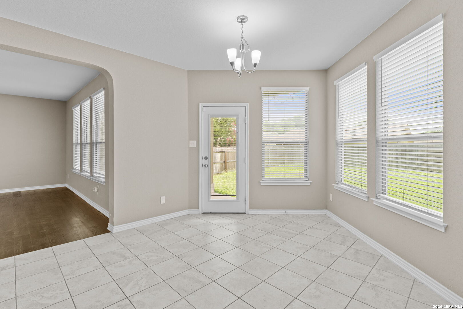 111 Kyle Cove Universal City TX 78148