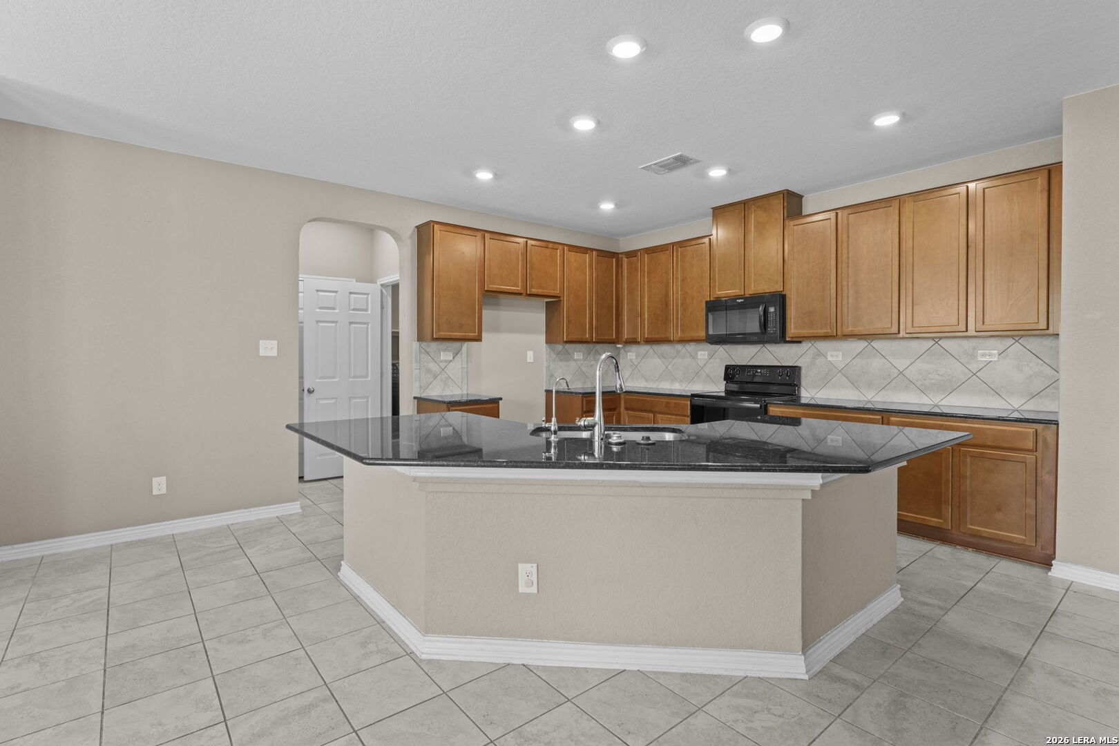 111 Kyle Cove Universal City TX 78148