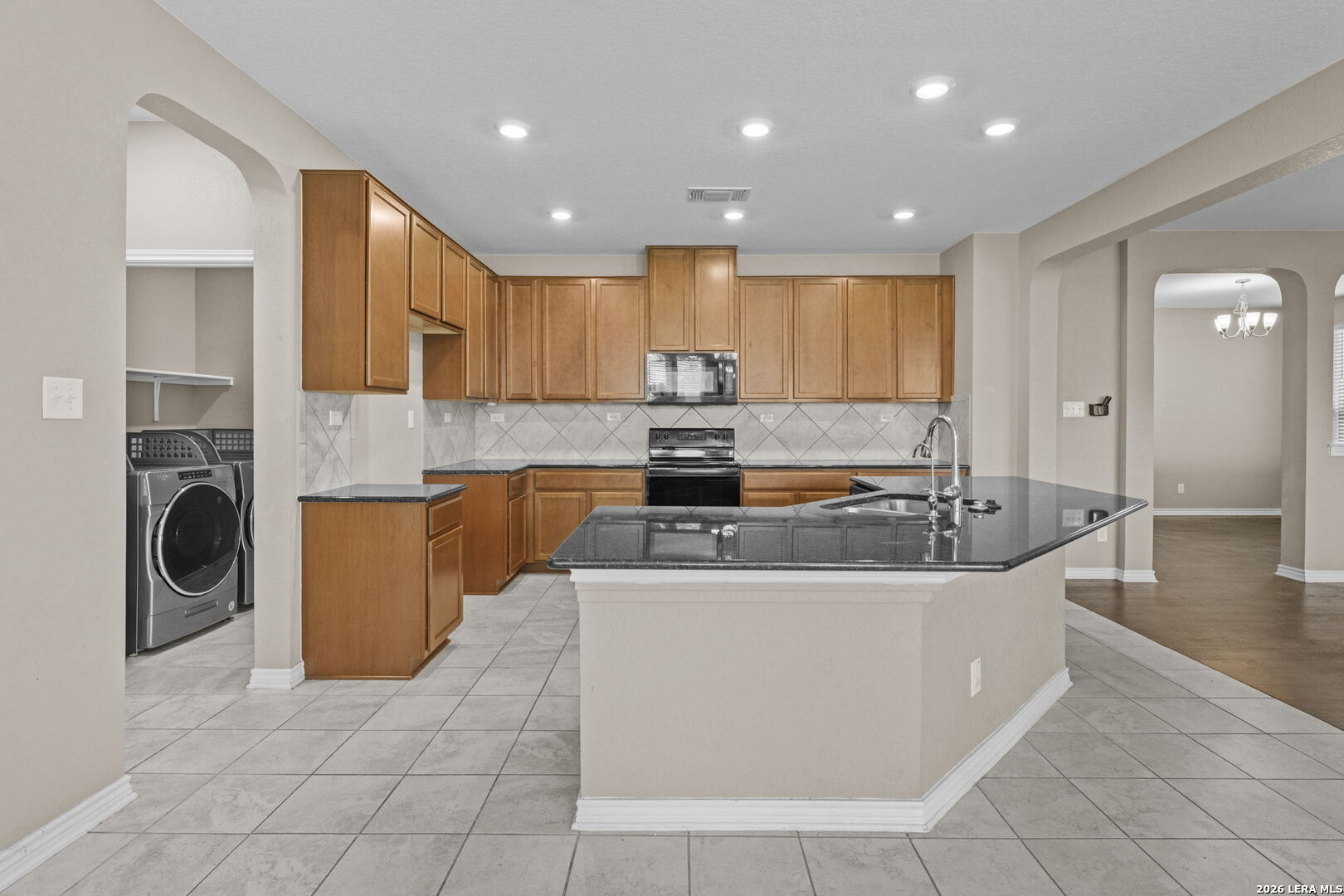 111 Kyle Cove Universal City TX 78148