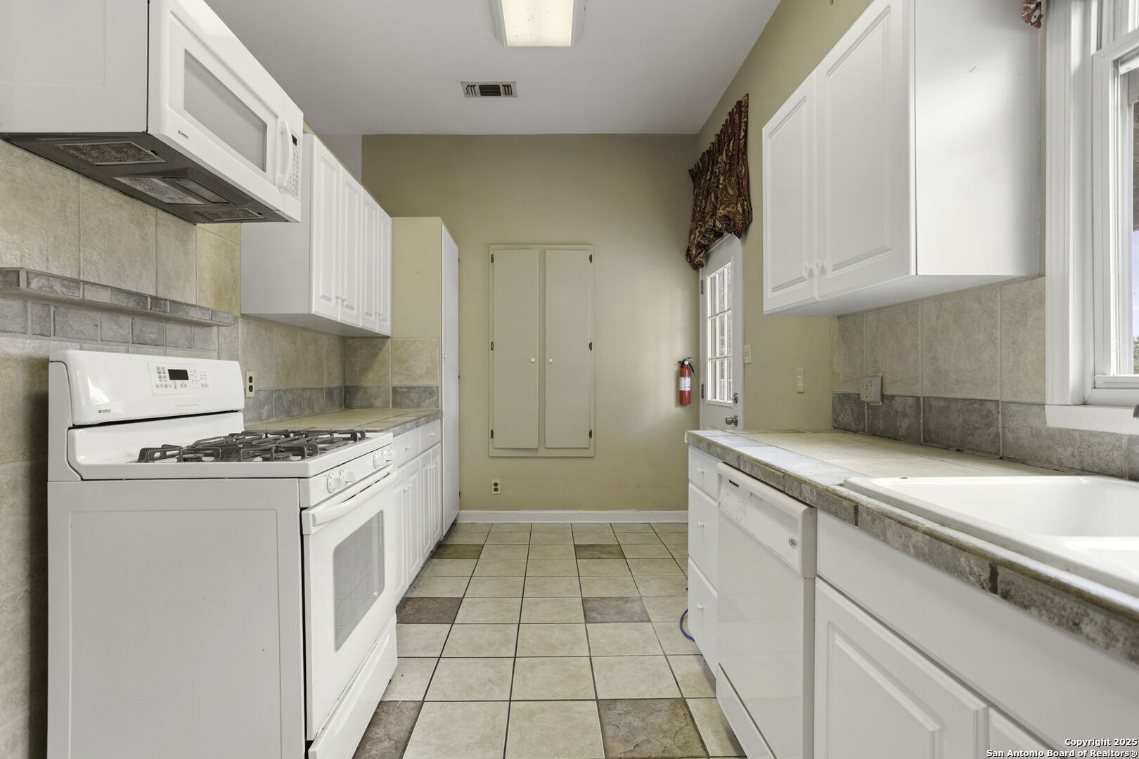 105A Jennifer Boerne TX 78006