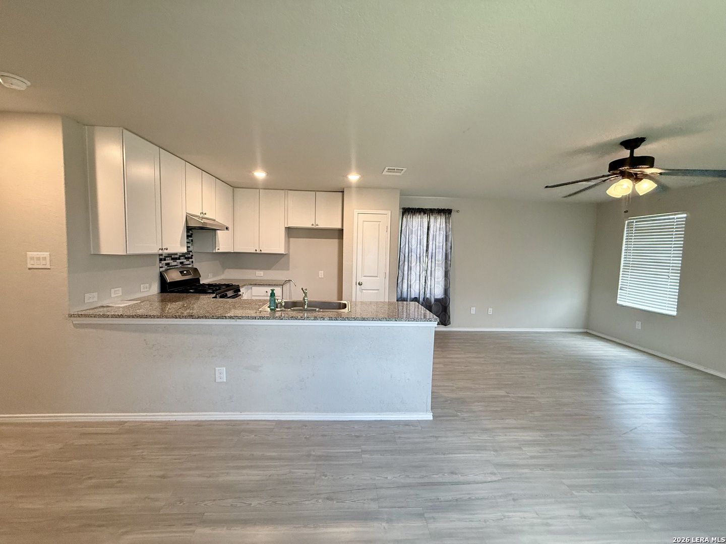 4242 Southton Lake San Antonio TX 78223
