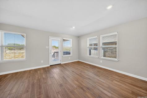 12915 Louberg Valley San Antonio TX 78253