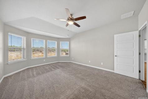 12915 Louberg Valley San Antonio TX 78253