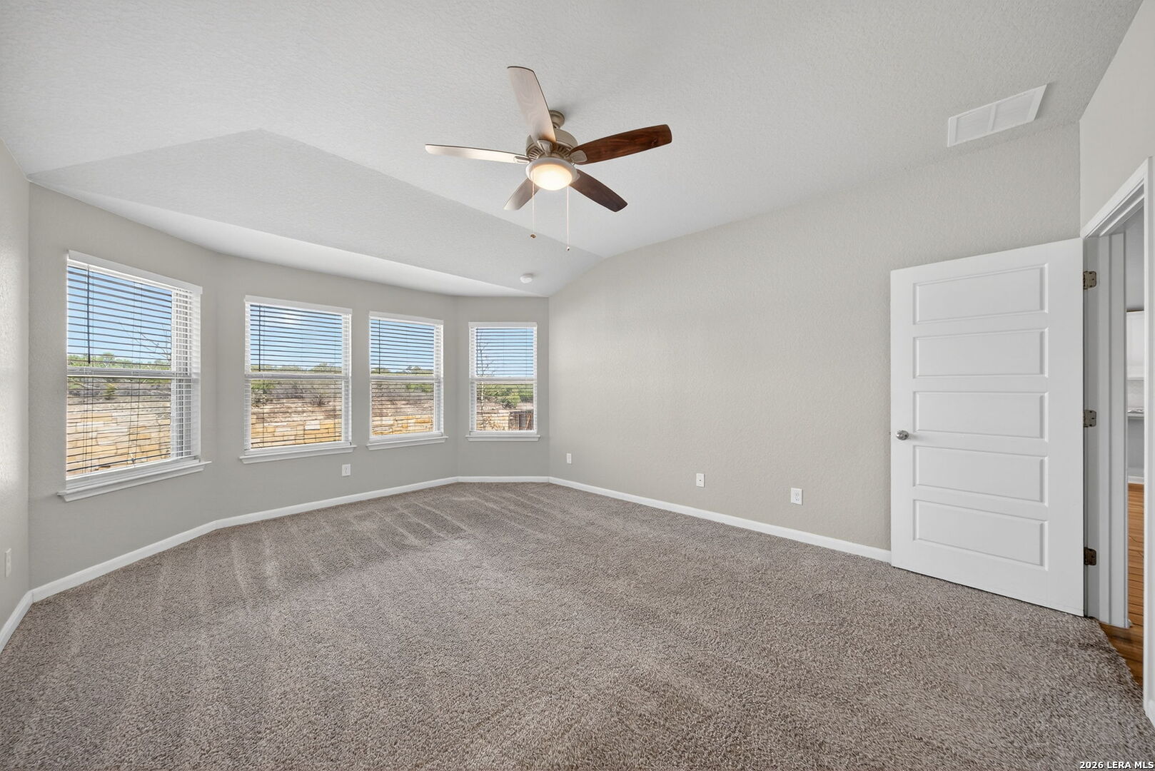 12915 Louberg Valley San Antonio TX 78253