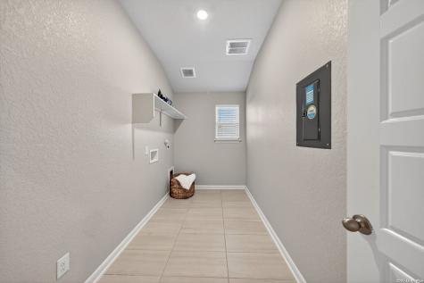 12915 Louberg Valley San Antonio TX 78253