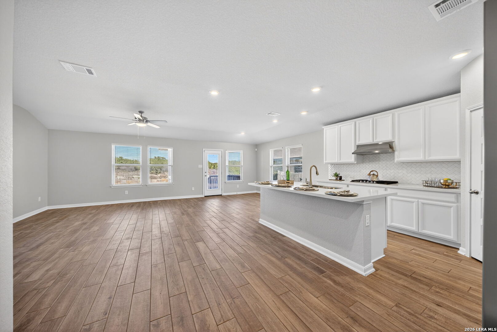 12915 Louberg Valley San Antonio TX 78253