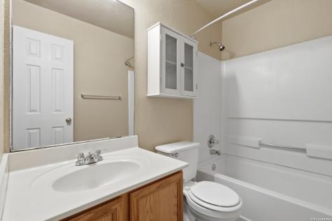 3842 Candleglenn San Antonio TX 78244