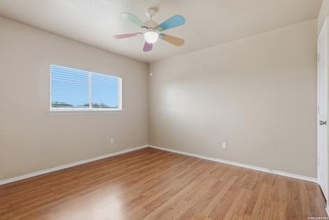 3842 Candleglenn San Antonio TX 78244