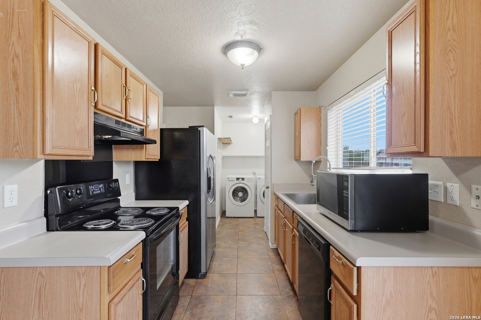 3842 Candleglenn San Antonio TX 78244
