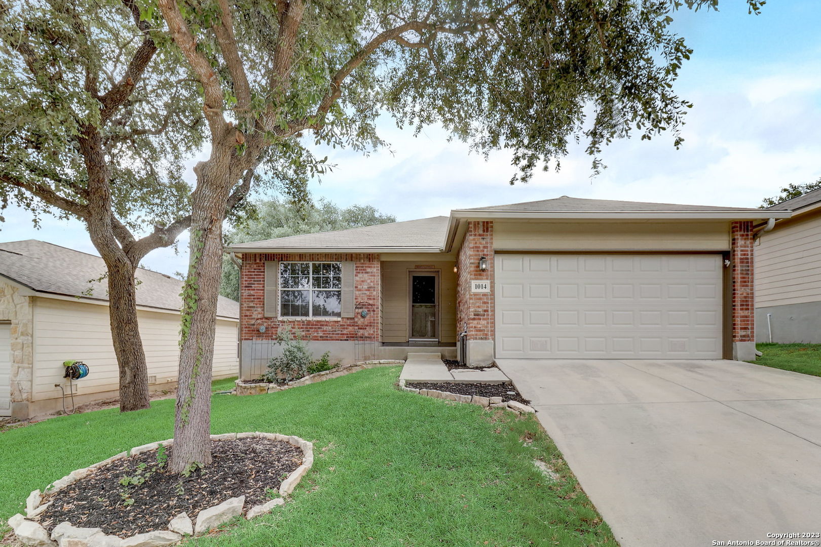 1014 Magnolia Hill San Antonio TX 78251