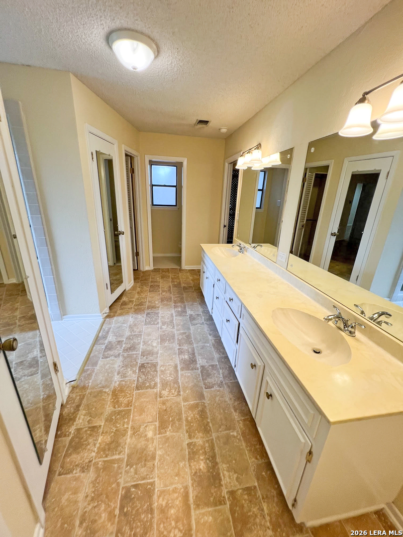 5809 Winterhaven Drive Windcrest TX 78239