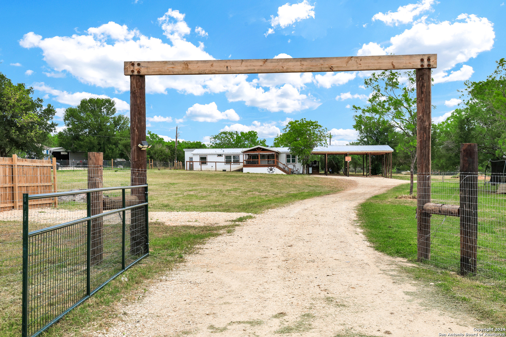 2051 Mills Way Seguin TX 78155