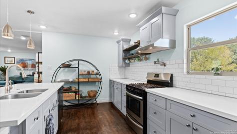 135 Irvington San Antonio TX 78209