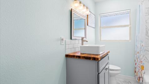 135 Irvington San Antonio TX 78209
