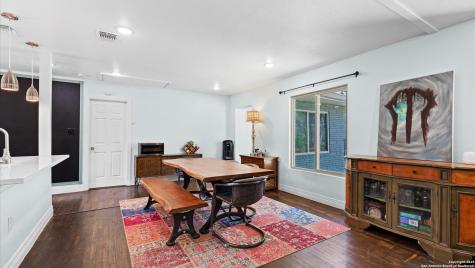 135 Irvington San Antonio TX 78209