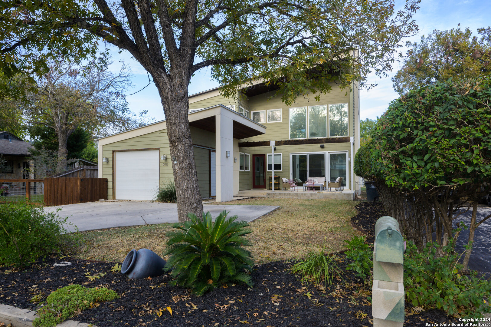 950 Mulberry Avenue New Braunfels TX 78130