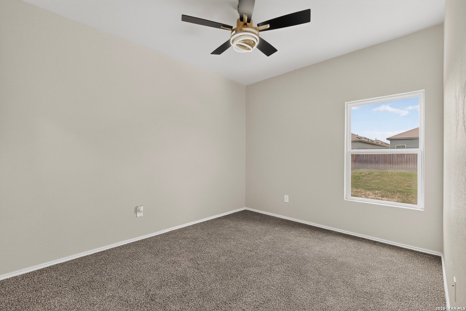 2147 Collins Alley Converse TX 78109