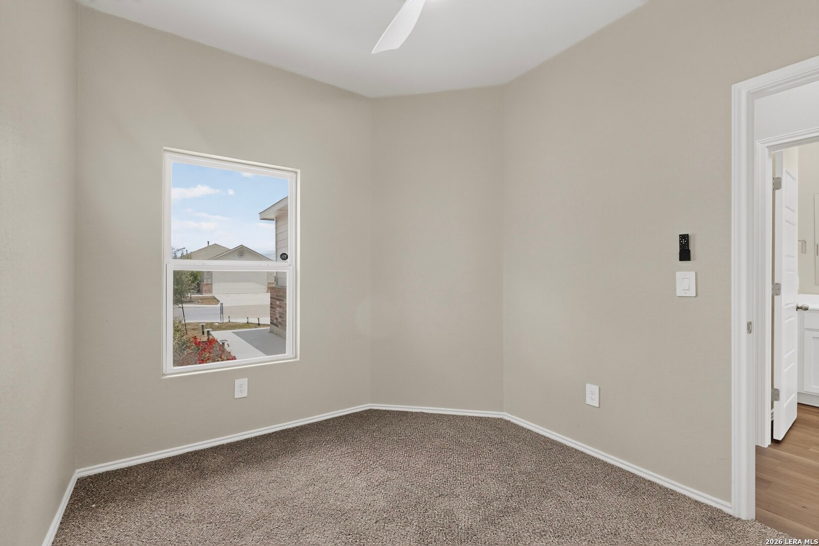 2147 Collins Alley Converse TX 78109