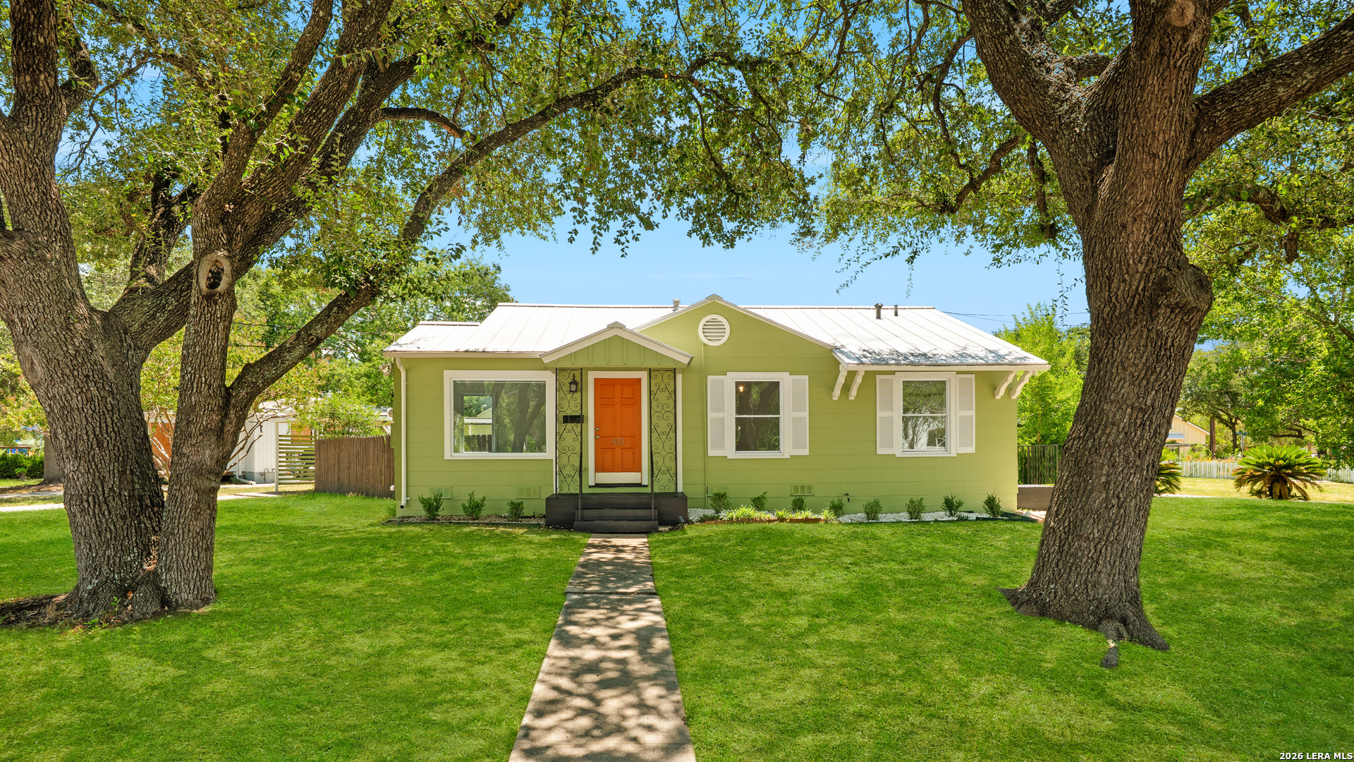 410 N Meadowlane Drive San Antonio TX 78209