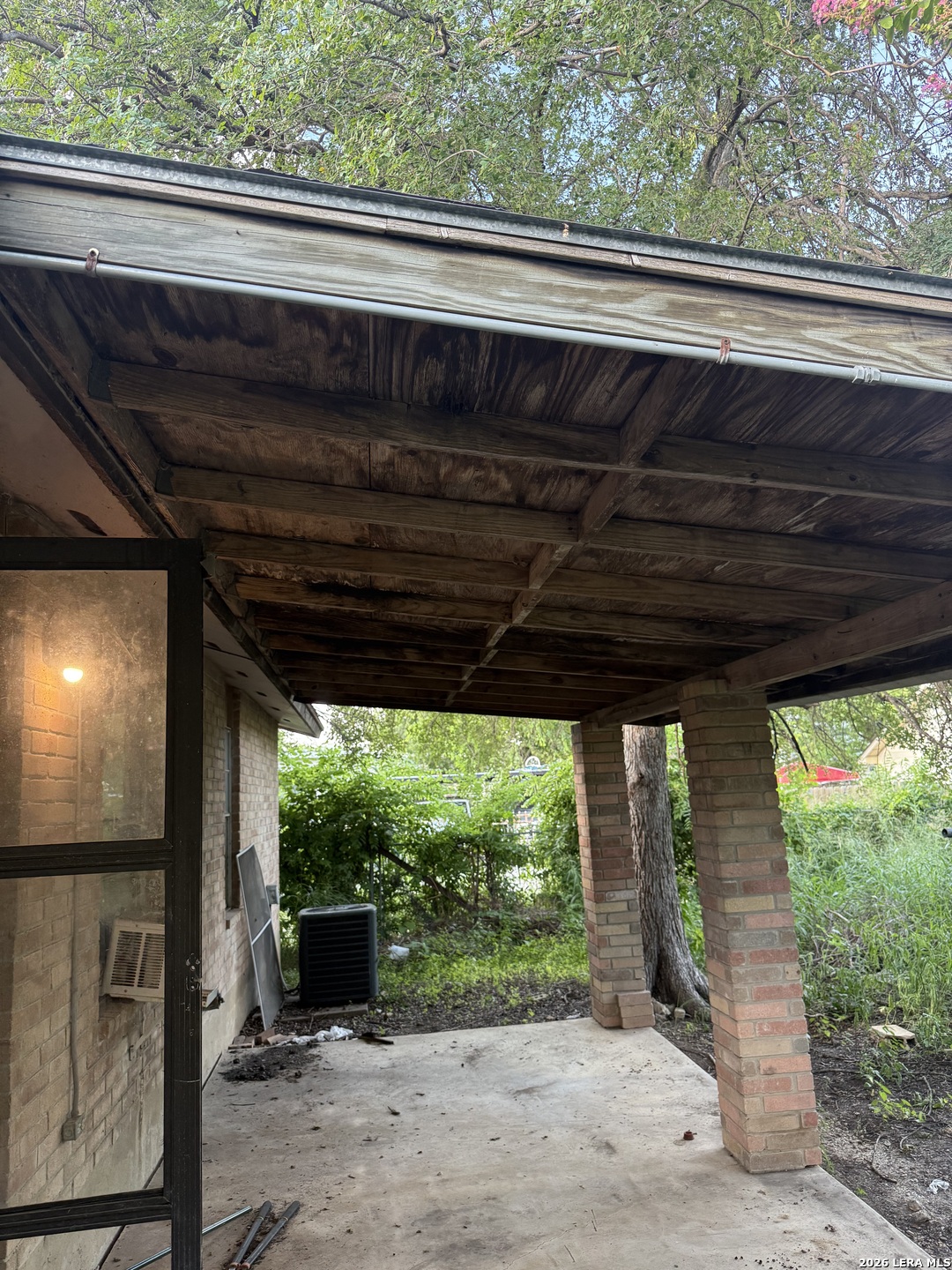1625 N Olive San Antonio TX 78208