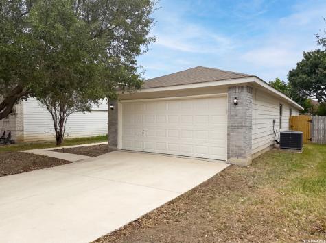 333 Longhorn Way Cibolo TX 78108