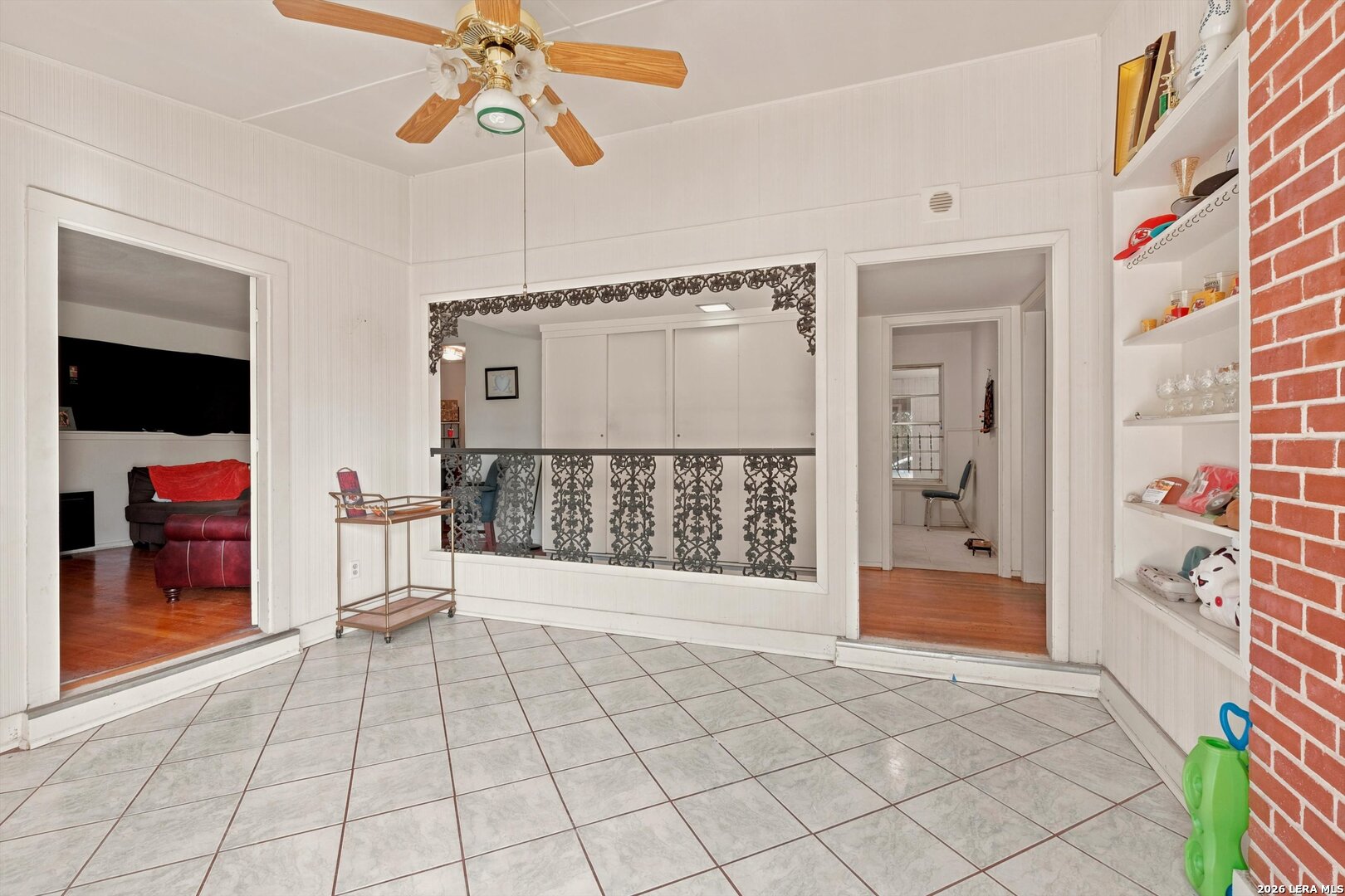 347 E Crestline Drive San Antonio TX 78201