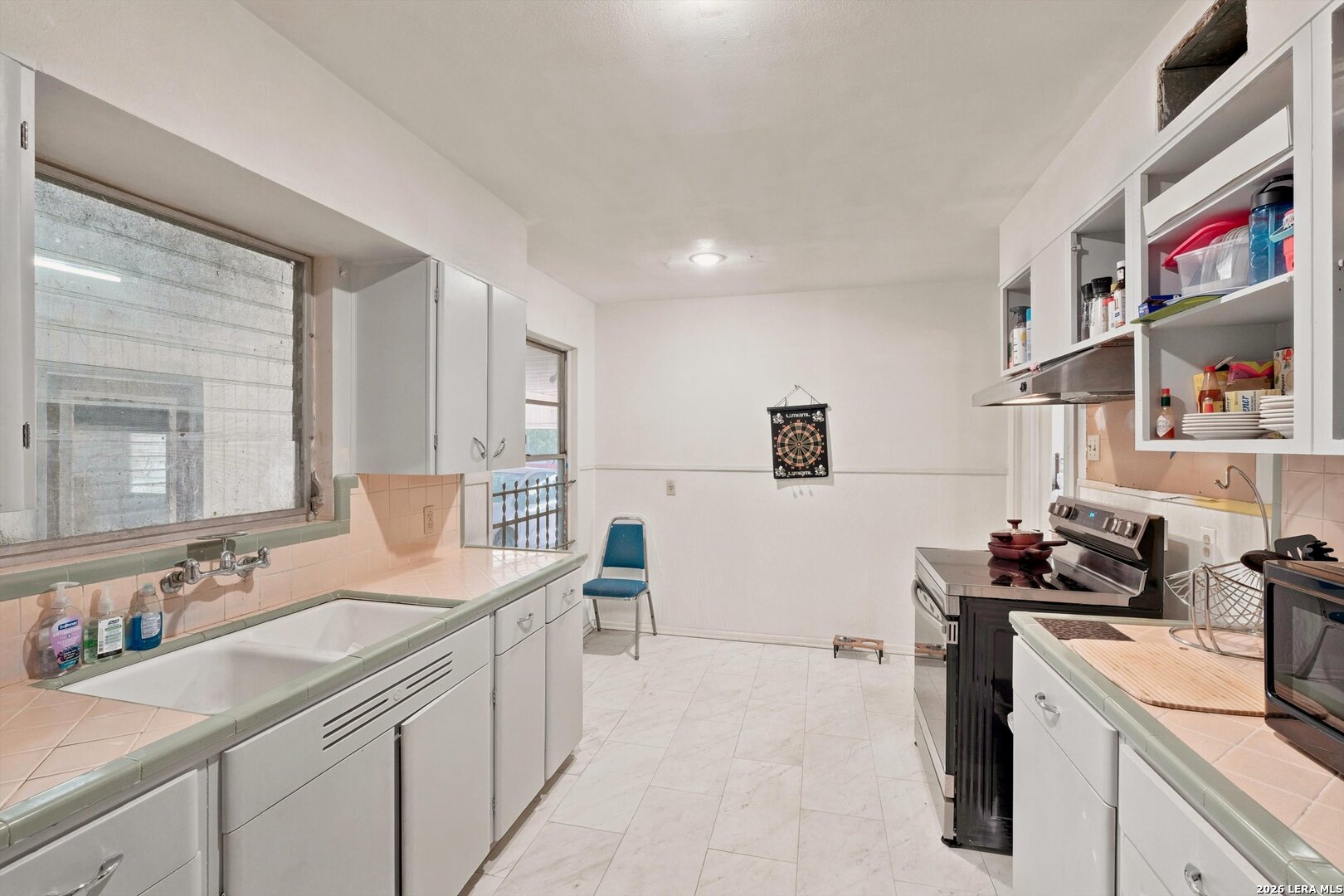 347 E Crestline Drive San Antonio TX 78201
