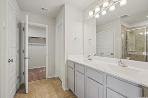 2564 Smokey Cove Seguin TX 78155