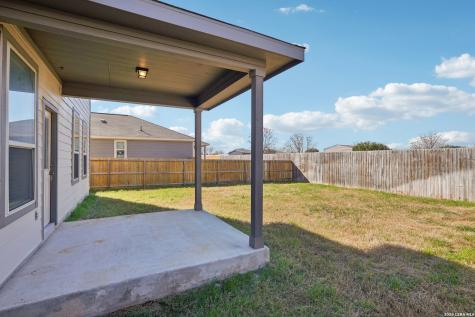 2564 Smokey Cove Seguin TX 78155