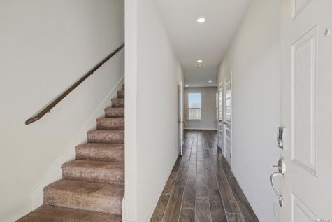 2564 Smokey Cove Seguin TX 78155