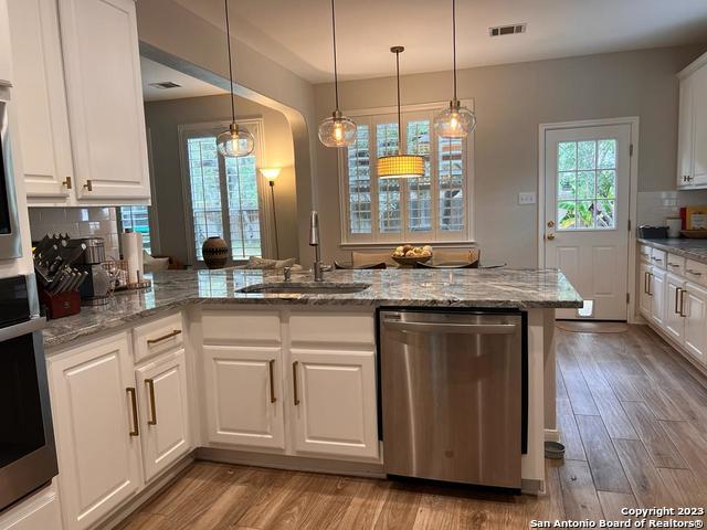 407 Elkgrove Court San Antonio TX 78260