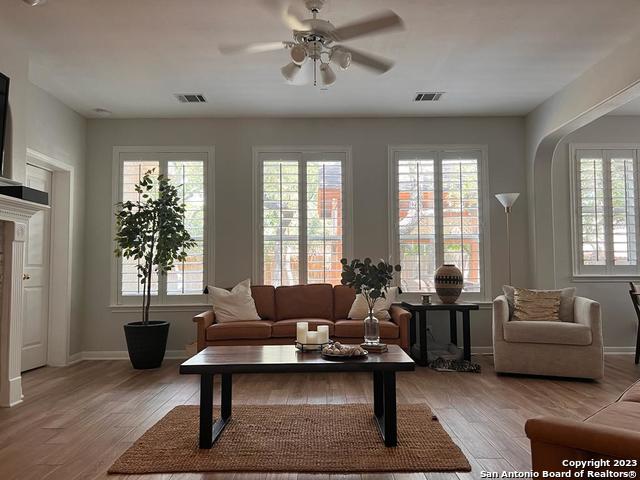 407 Elkgrove Court San Antonio TX 78260