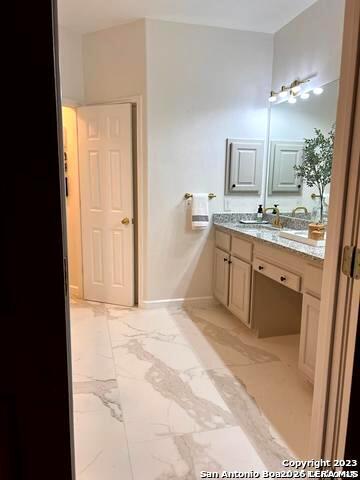 407 Elkgrove Court San Antonio TX 78260