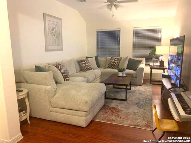 407 Elkgrove Court San Antonio TX 78260