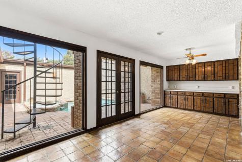 8807 Carriage Drive San Antonio TX 78217