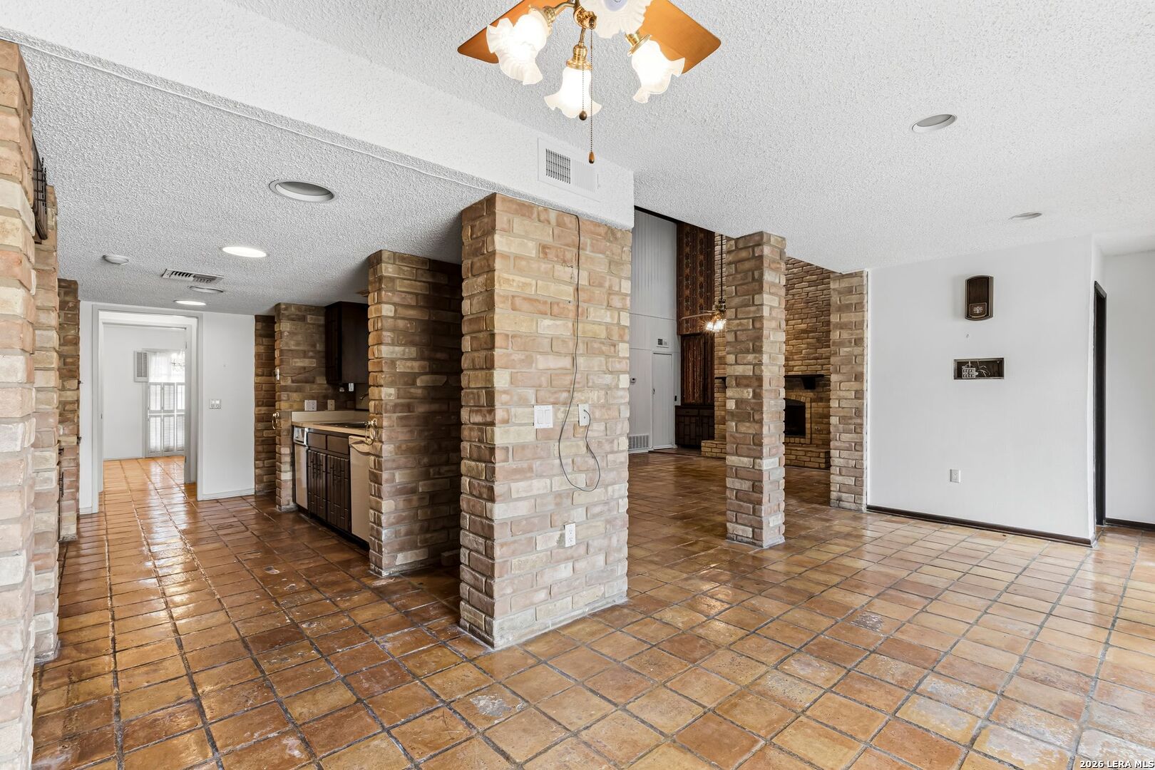 8807 Carriage Drive San Antonio TX 78217