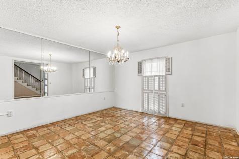 8807 Carriage Drive San Antonio TX 78217
