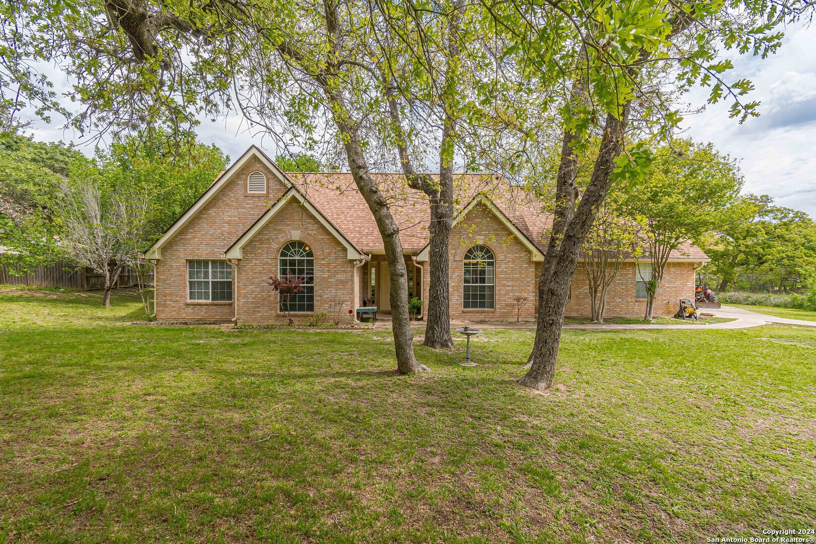 309 Forest Country Drive La Vernia TX 78121